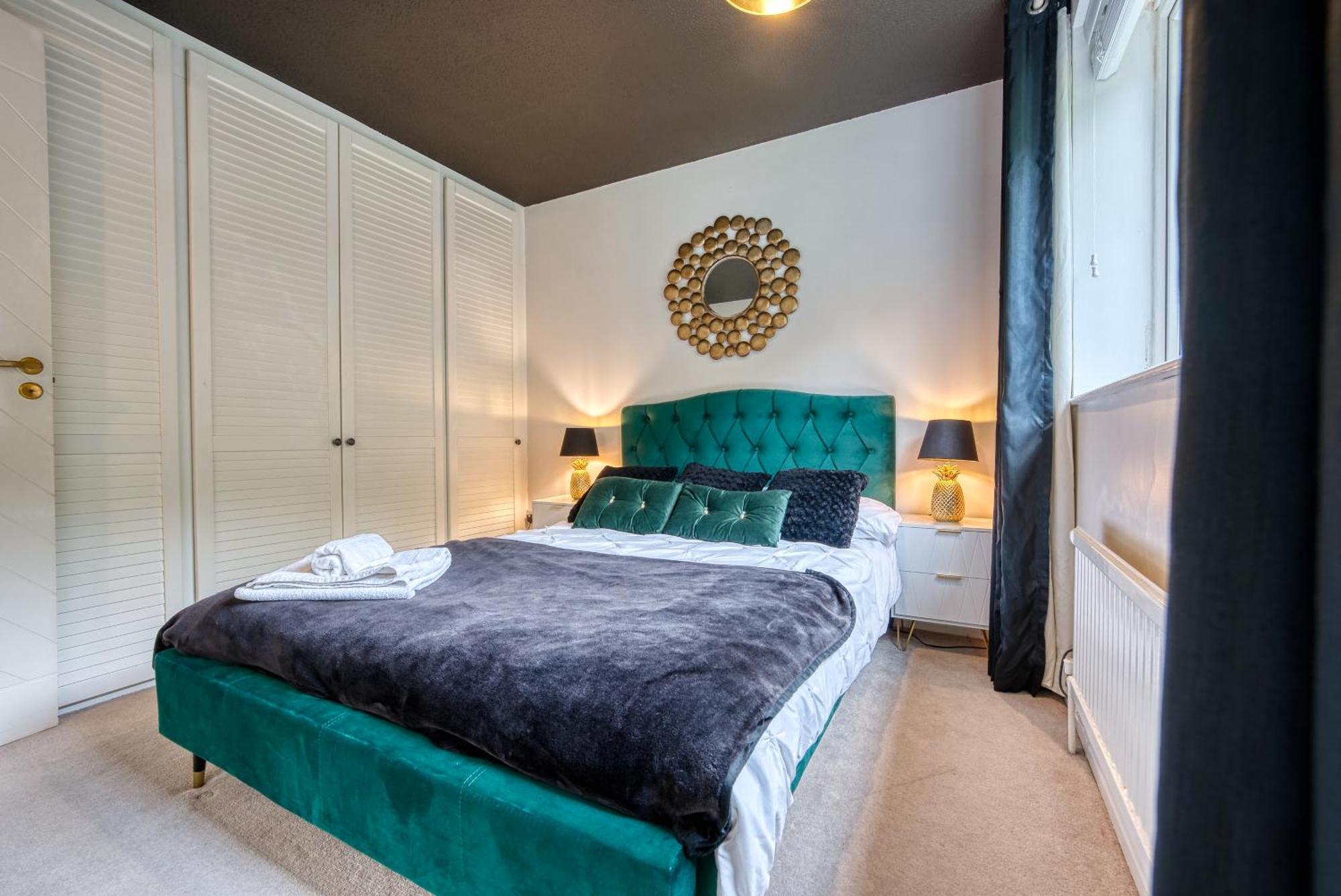 Capri 13 Sa - 3 Bed House, Close To Loughborough University & M1 Motorway, Free Wifi, Big Garden, Ample Parking- Ask For Contractor Rates! Luaran gambar